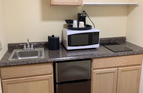 Manchester Center Hotel | Four Winds Country Motel