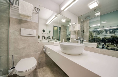 Liefering Hotel | FourSide Hotel Salzburg, Trademark Collection by Wyndham