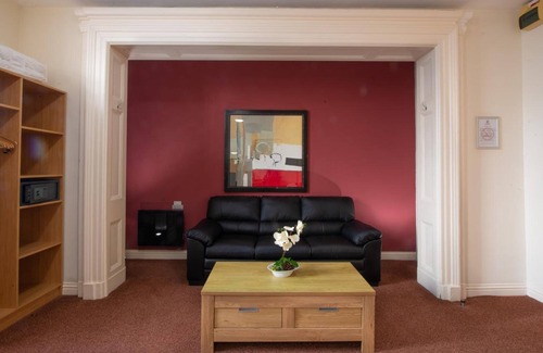 Custom House Hotel | Fox Connaught