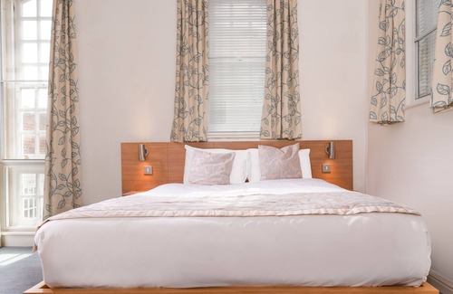 Custom House Hotel | Fox Connaught