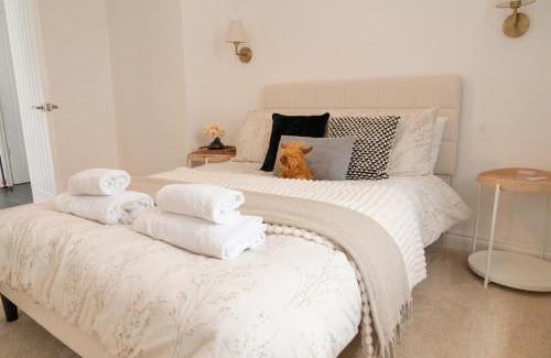 Seaton Apartment | Fox ford 51