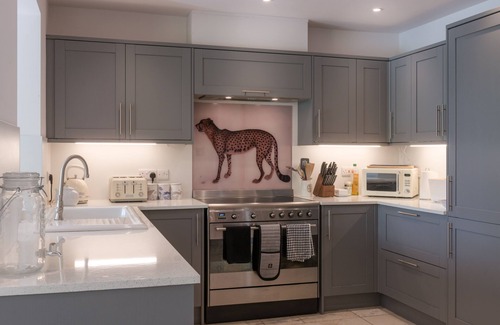 Halfway House Cottage | Fox&Hare cottages sleeps 16 with hot tub, fishing and wild swimming