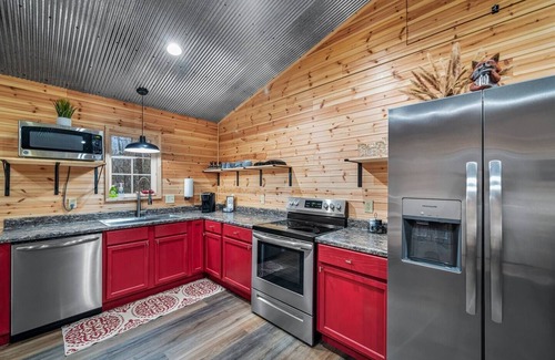 Fort Payne Cabin | Fox Hole Cabin