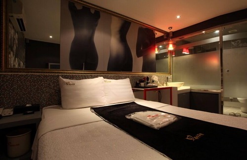 Haengun-dong Hotel | Fox Hotel