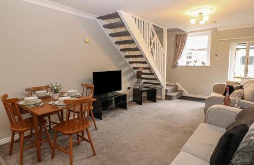 Richmond House | Foxglove Cottage