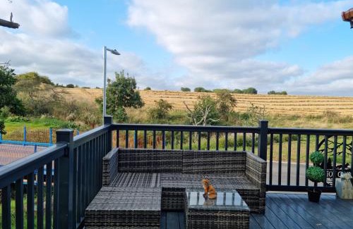 Morpeth House | Foxwood Lodge Private Hot Tub Getaway