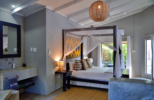 Marloth Park Villa | Foxy Crocodile Bush Retreat