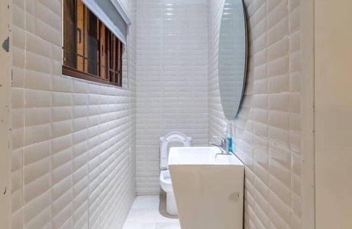 Ofin Hotel | FQR Shortlet