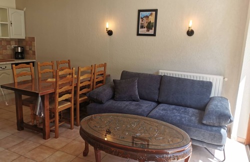 Rouffignac-Saint-Cernin-de-Reilhac House | Vrbo Property
