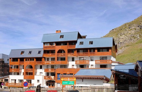 Val-Thorens Apartment | Wifi, 50m from ski slopes, balcony, tv, ski locker, 35m², Val Thorens