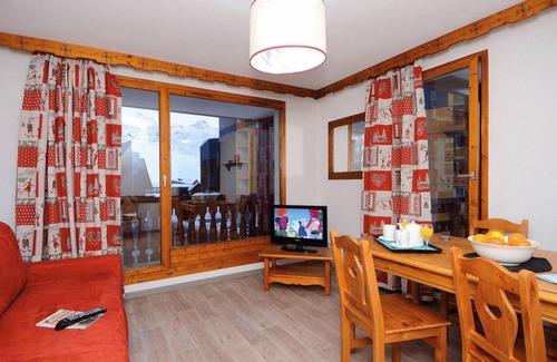 Val-Thorens Apartment | Wifi, 50m from ski slopes, balcony, tv, ski locker, 25m², Val Thorens