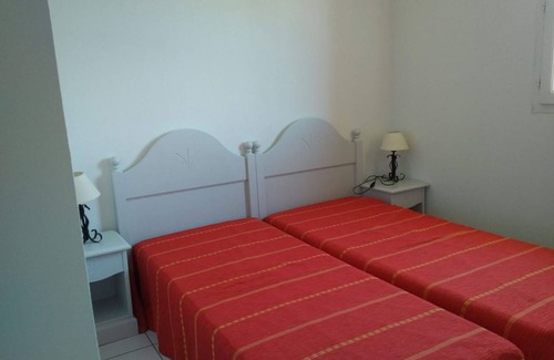Saint-Saturnin-les-Avignon House | 40 m² House ∙ 2 bedrooms ∙ 6 guests