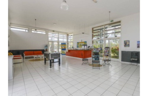 Saint-Saturnin-les-Avignon Apartment | 95 m² Apartment ∙ 3 bedrooms ∙ 8 guests