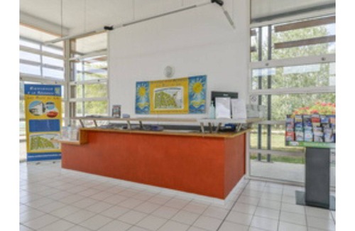 Saint-Saturnin-les-Avignon Apartment | 95 m² Apartment ∙ 3 bedrooms ∙ 8 guests