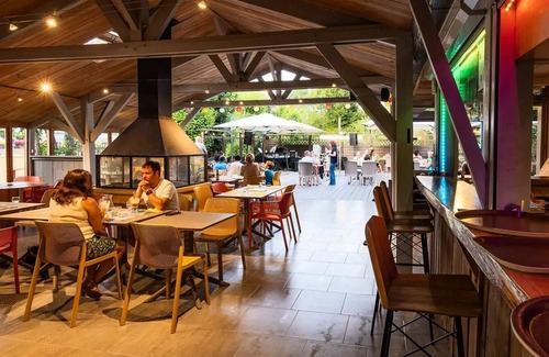 Marcillac-Saint-Quentin House | Campsite Le Pont de Mazerat* - Mobile home Select LV Clim Plancha Wifi 3 rooms 4 people