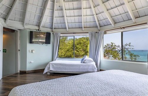 Rosario Islands Hotel | Fragata Island