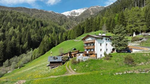 Stelvio Apartment | Fragges