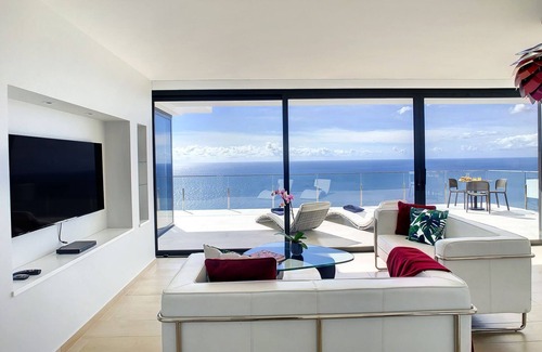 Tabua Apartment | Francelho 2 Apartment by LovelyStay