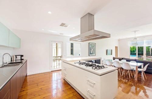 Echuca House | Francis Retreat- Echuca Holiday Homes