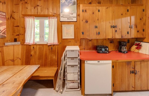 Franconia Ski Chalet | Franconia Notch Retreat- EV Charger