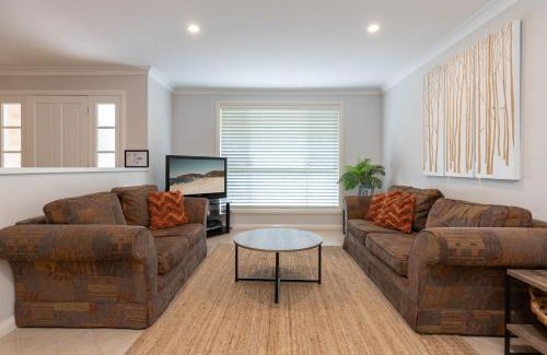 Boomerang Beach House | Frangipani