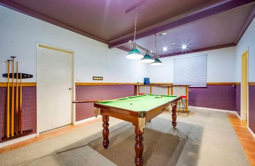 Hyland Park House | Frangipani Riverfront