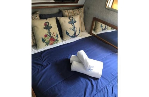 Sant Adria de Besos Boat Rental | Frank's Boat