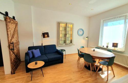 Velbert Apartment | FRANKES SLEEP INN, 4, 2, 1 Raumwohnungen, Sauna