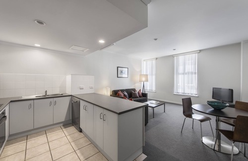 Adelaide Central Business District Apartment | Franklin Apartments