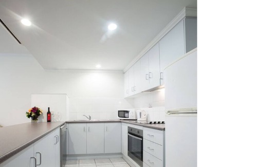 Adelaide Central Business District Apartment | Franklin Apartments