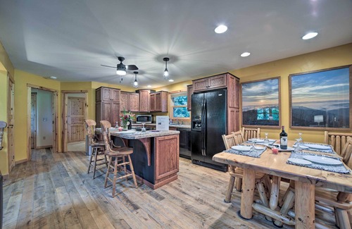 Franklin Cabin | Franklin Cabin Surrounded by Smoky Mountains!