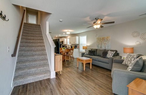 Clarksville House | Franklin Haven by Johnathan (1010 Franklin, #B)