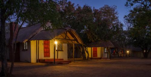 Thorny Bush Game Reserve Cabin | Franks Bush Camp