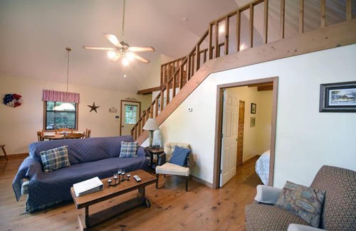 Blairsville House | Franz at Alpine Cabins - Peaceful Private Perfect