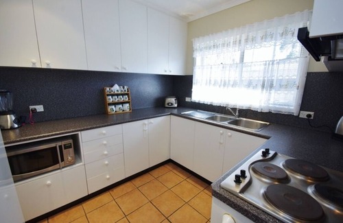 Toukley Apartment | Fravent House - 3 Bedroom Home