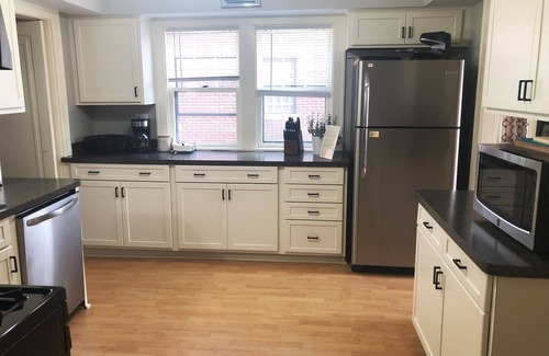 Downer Woods House | Frederick House: Clean, Spacious East Side Lower Flat