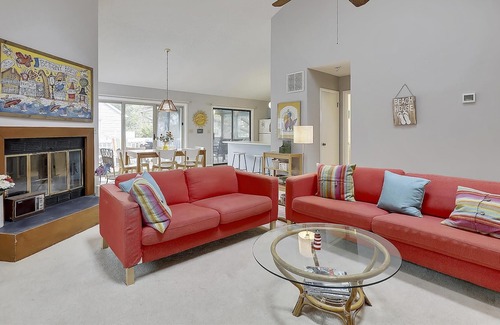 Sandpiper Pines House | FREE ACTIVITIES!!! Bright and open beach home located in a quiet area on a cul-de-sac great for bike riding!