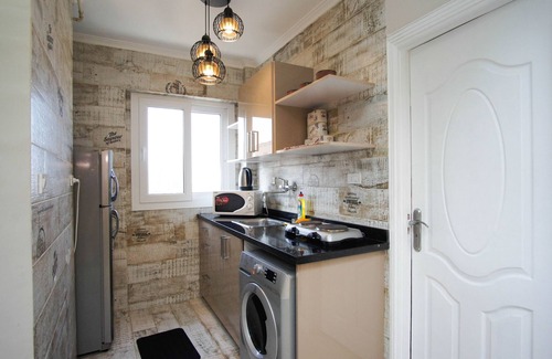 Alexandria House | FREE AIRPORT PICK UP beautiful sea view Apt,in the heart of Alexandria