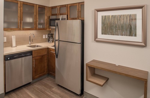 Hillsboro Apartment | Free Breakfast. Pool. Gym. Great for Business Travelers!