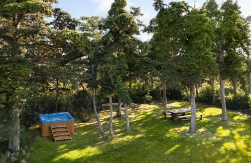 Atsipópoulon Villa | FREE Breakfast, Villa Dreamcatcher with Outdoor and Indoor Pool, Hot Tub, Playroom and Home Cinema