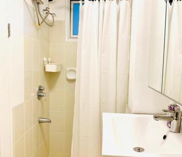 Kapitolyo Apartment | Free Car Parking - Sheridan North 1BR Apt near BGC