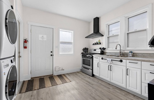 Fort Wayne House | 🏡FREE Coffee - FAST Wi-fi —Mi Casa ☀️