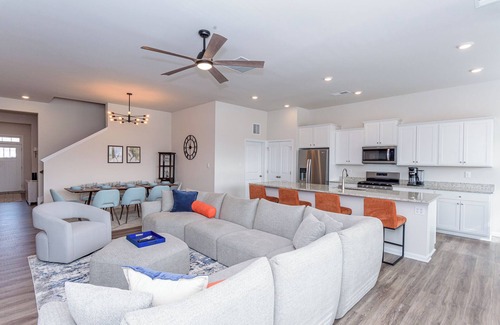 Millville House | Free Linens & Cleaning - Sparkling Sea Villa