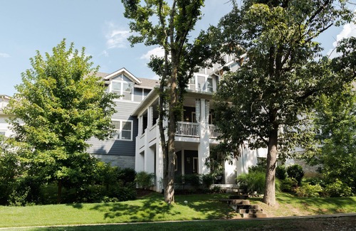 Green Hills House | Free Night* | Above Nashville Coastal | 3 miles Nashville | Groups I Events