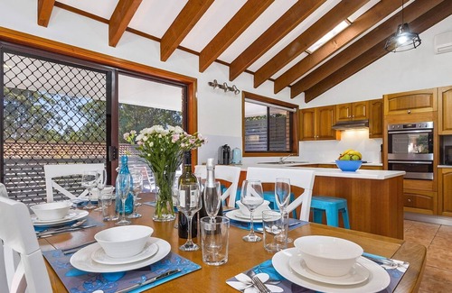 Kings Point House | Free night on us this winter at George's Hideaway