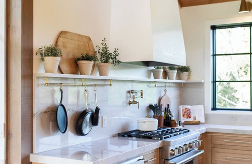 Franklin House | Free Night* | Pool Table | Privacy | Music | Horseback Riding |Events IFamily
