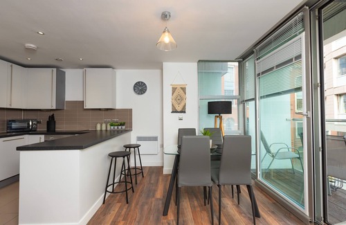 St George's Quarter Apartment | Free Parking, Balcony, Modern, 2 Bed, Citycentre