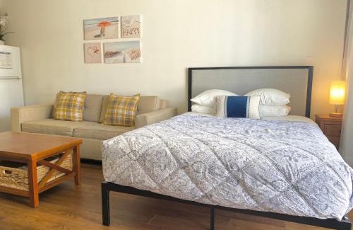 Waikiki Apartment | Free parking Comfy central Waikiki