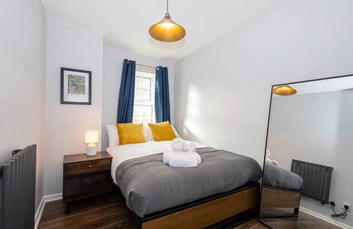 Castlefield Apartment | Free Parking - Deansgate Apartment