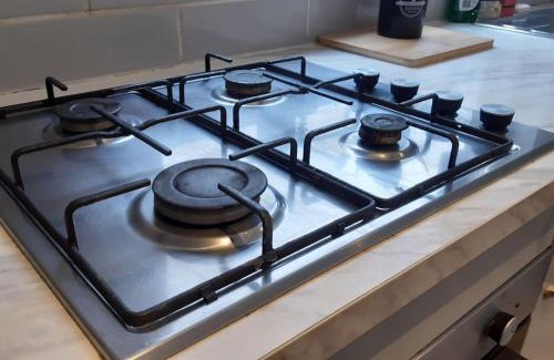 Roath Apartment | Free Parking Spacious Home